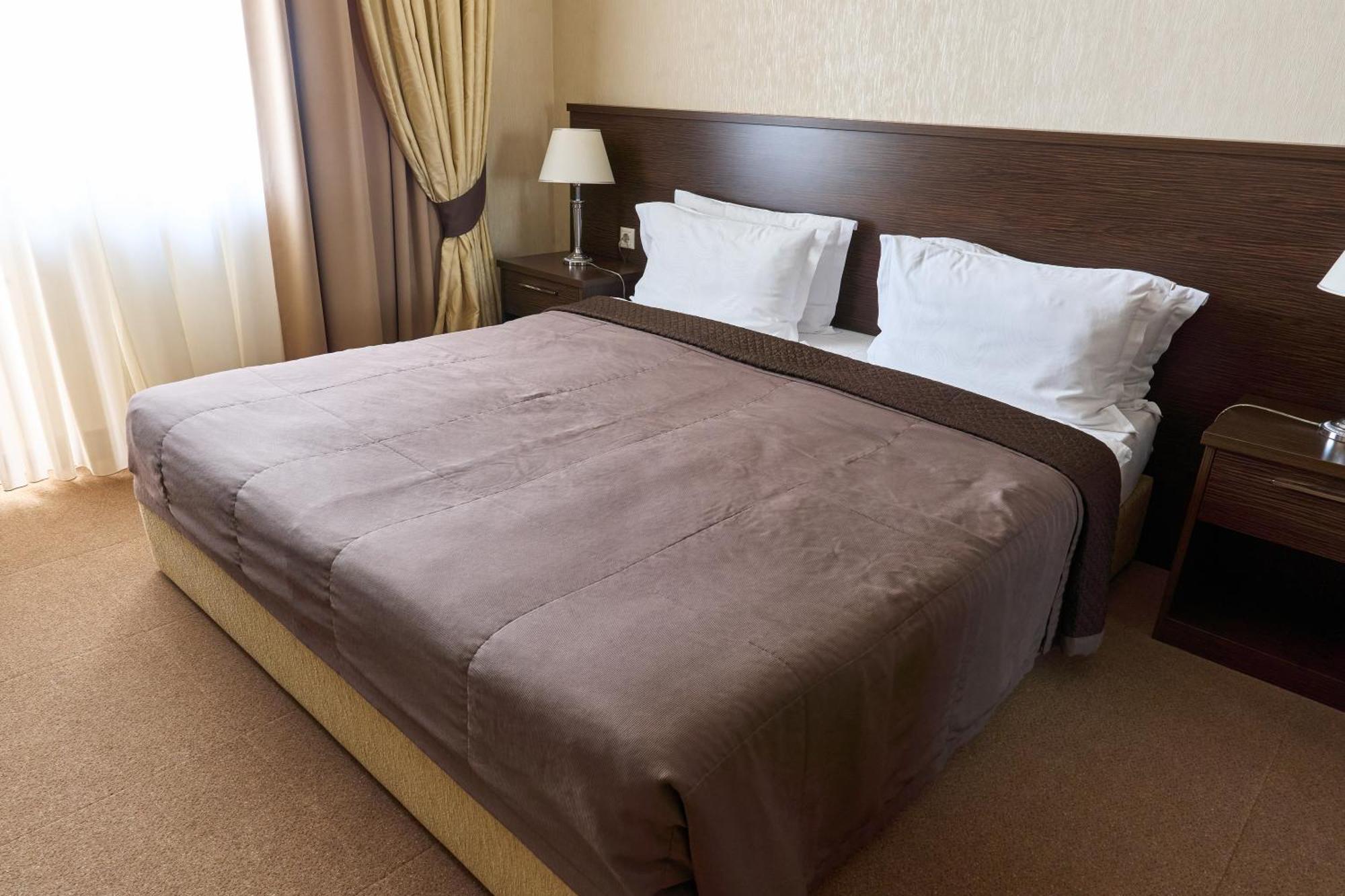 Kainar Hotel Tsjimkent Eksteriør bilde